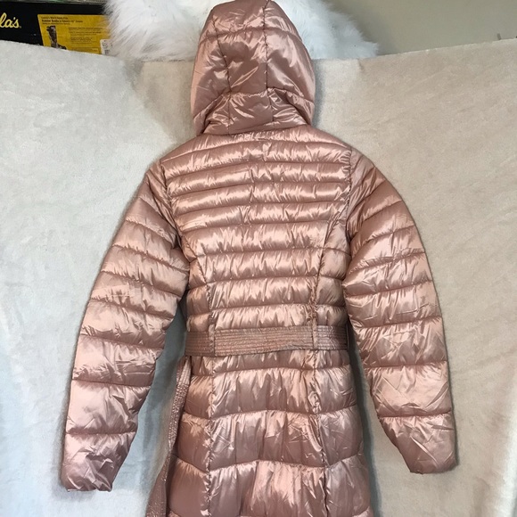 Cole Haan Signature pink metallic puffer jacket vegan “down” filled belted coat - Picture 6 of 16
